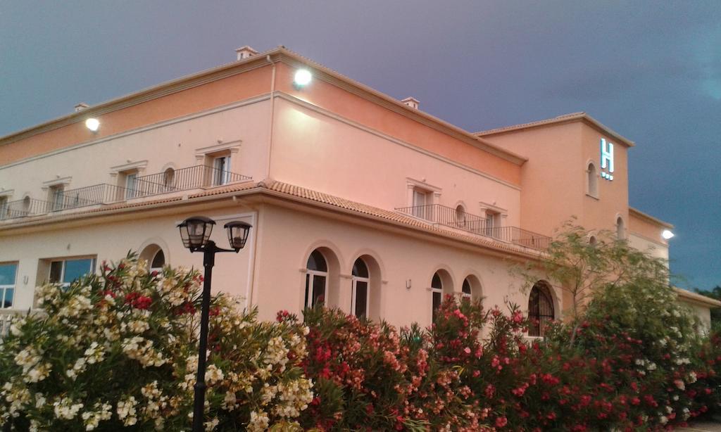 Ciudad Del Renacimiento Hotel Baeza Exterior photo